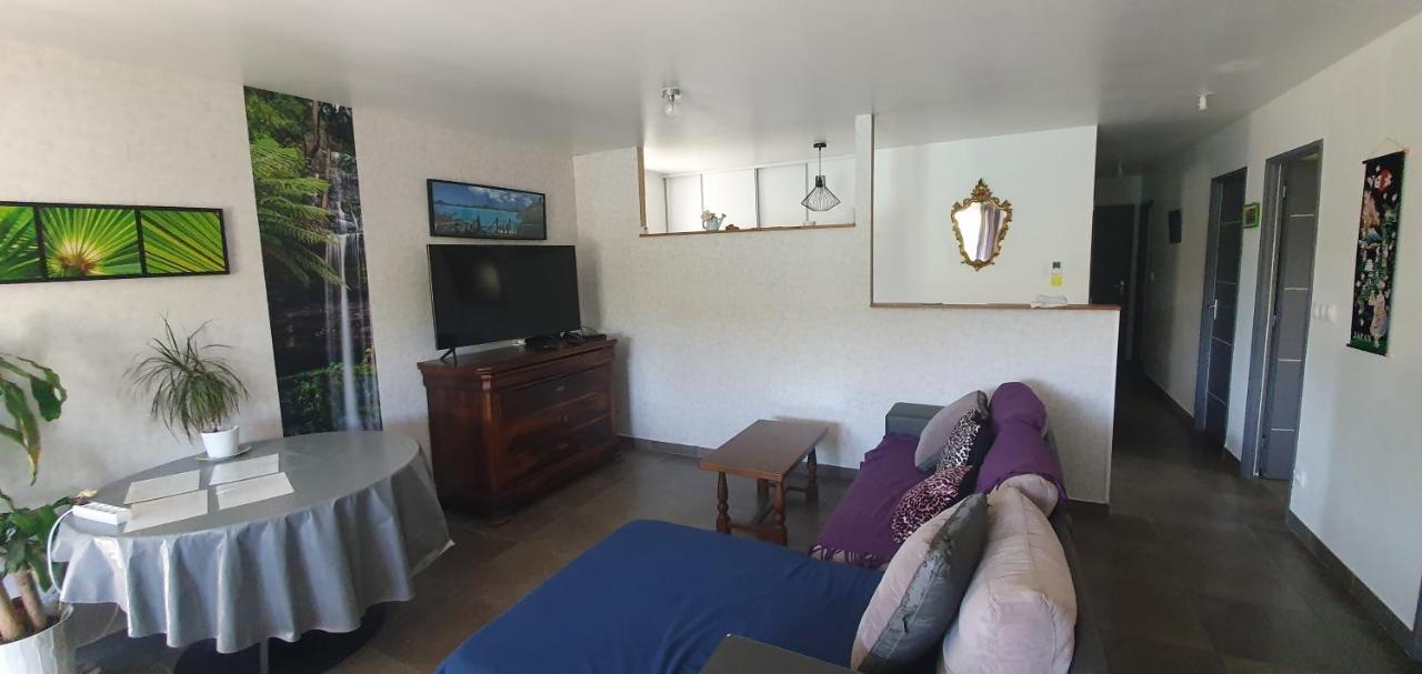 1 Chambre Avec Salle De Bain Privative Ds Maison Plain-Pied 105M2 A Montfaucon 10 Minutes De Besancon Екстер'єр фото